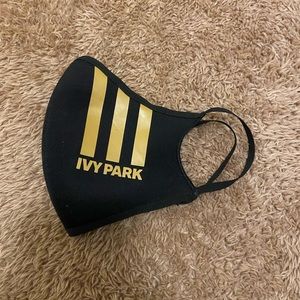 IVY PARK x Adidas Face Mask